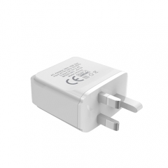 Adaptive USB Charger With 3 Ports 3.4A Fast Charging